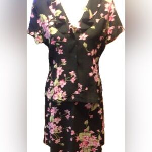 Liz Claiborne floral skirt & blouse set - 8
